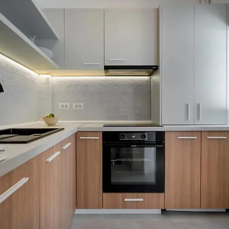 Sunny & Peaceful 3br With Balcony Near National Theater & Cismigiu Park Apartment Bukarest