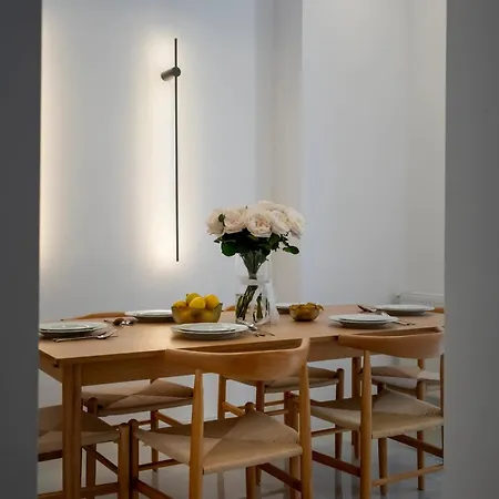 Sunny & Peaceful 3br With Balcony Near National Theater & Cismigiu Park