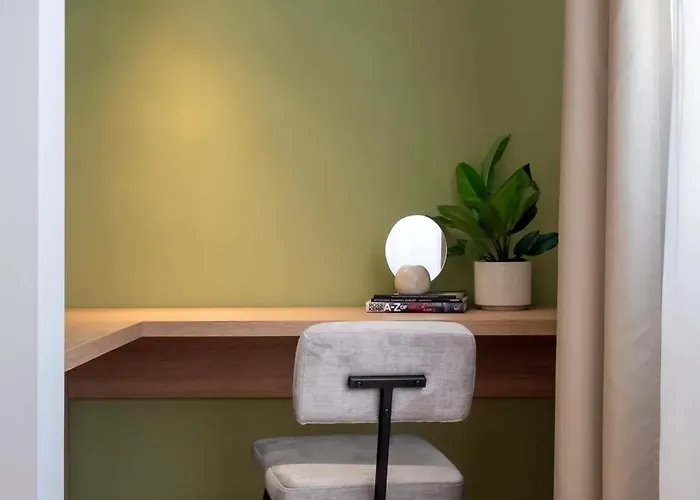 Sunny & Peaceful 3br With Balcony Near National Theater & Cismigiu Park Apartmán *