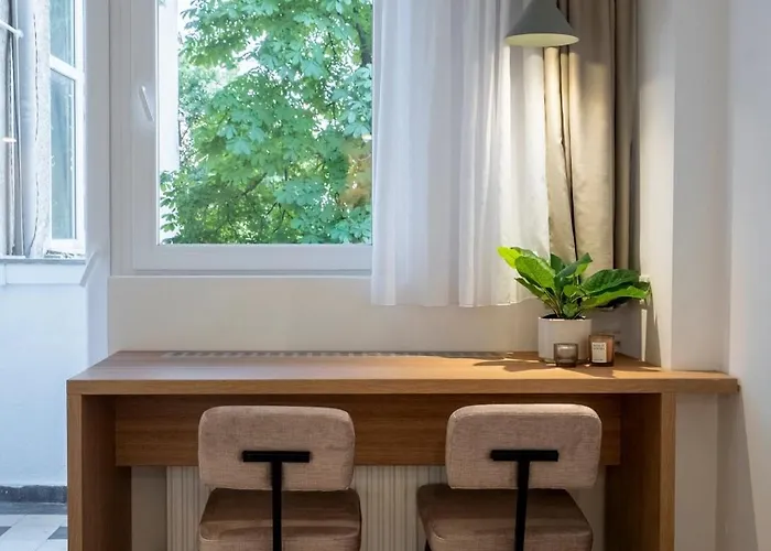 Apartmán Sunny & Peaceful 3br With Balcony Near National Theater & Cismigiu Park Bukurešť