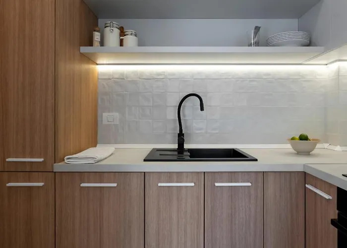 Appartement Sunny & Peaceful 3br With Balcony Near National Theater & Cismigiu Park *