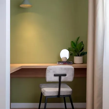 Sunny & Peaceful 3br With Balcony Near National Theater & Cismigiu Park Lejlighed *